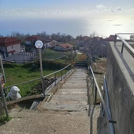 Agroturismo Nel Blu Dipinto Di Blu *