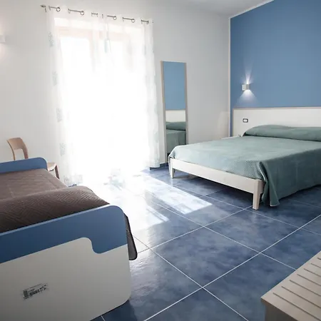 Nel Blu Dipinto Di Blu Pianillo